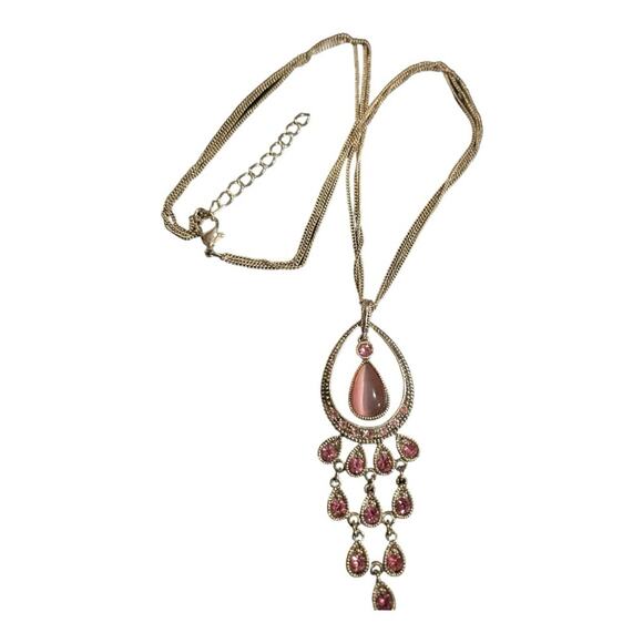 Pink Teardrop Chandelier Pendant Triple Strand Chain Gold Tone Necklace - Picture 3 of 3